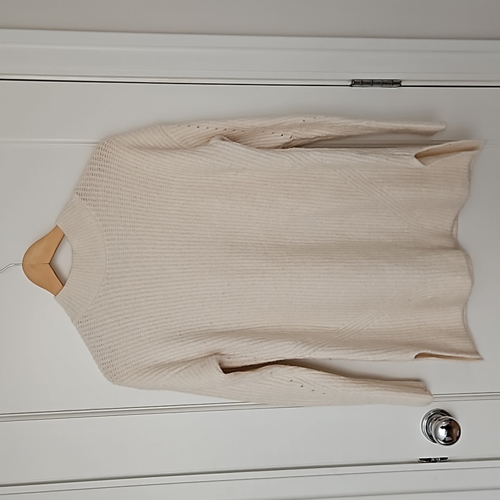 Old Navy Cream Sweater